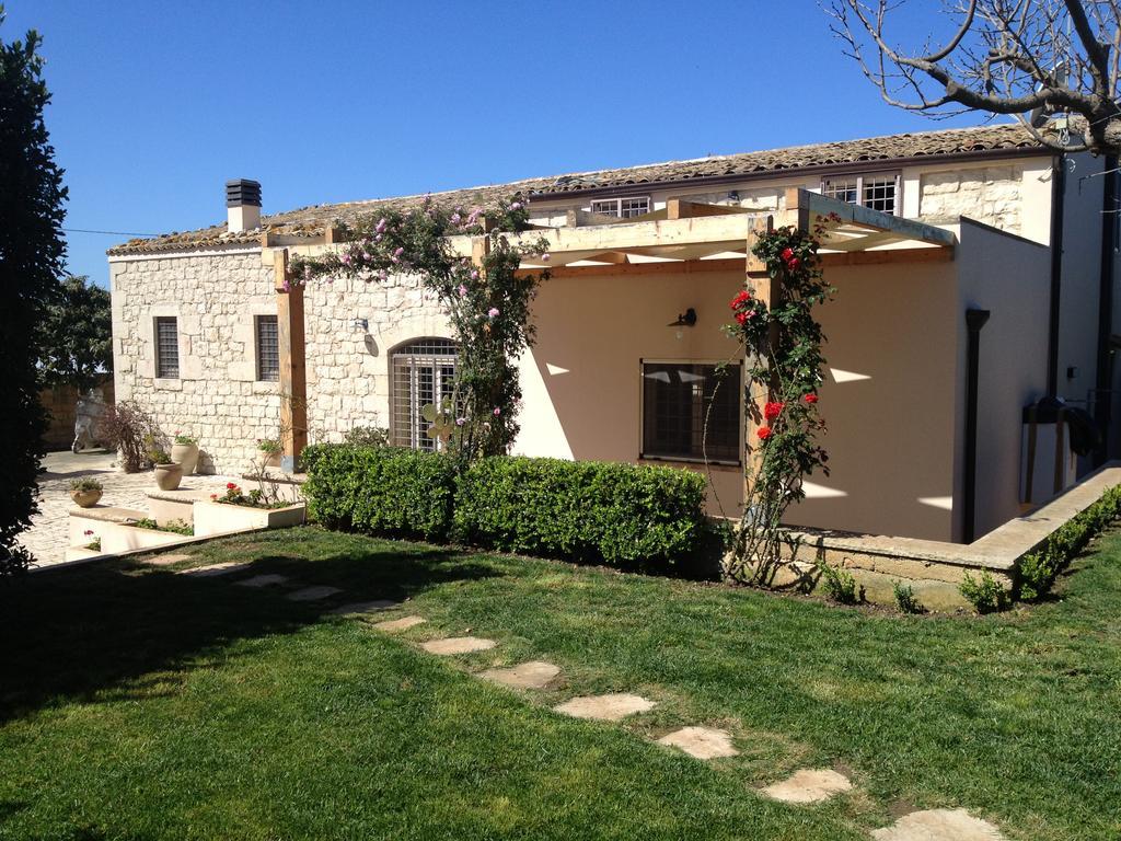 Antico Frantoio Penna Apartment Sampieri Bagian luar foto